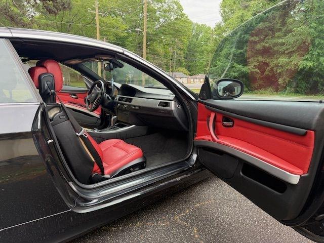 BMW 3-Series 328i Convertible - SULEV 2011