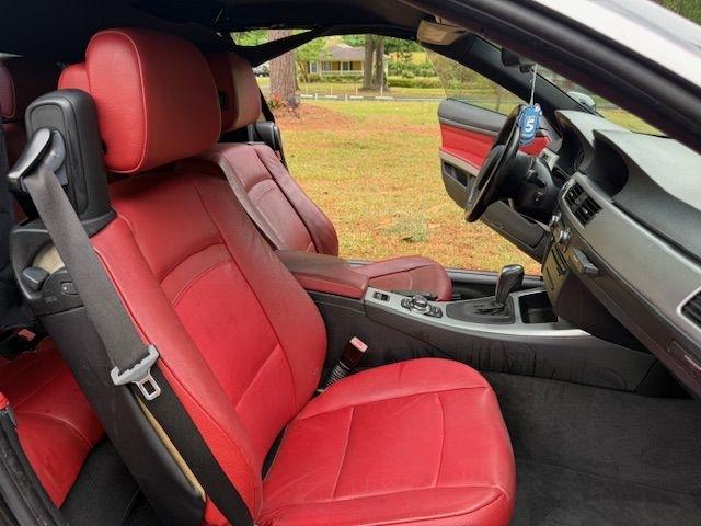 BMW 3-Series 328i Convertible - SULEV 2011
