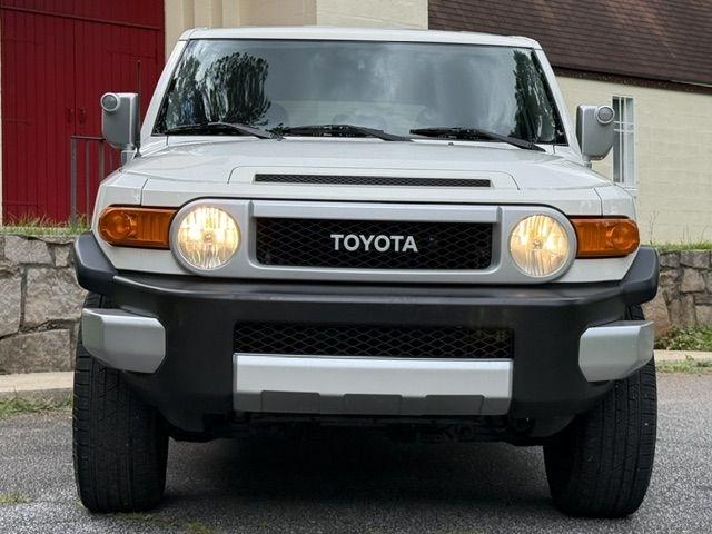 Toyota FJ Cruiser 4WD AT 2010
