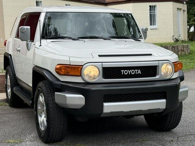 Toyota FJ Cruiser 4WD AT 2010