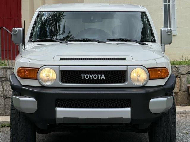 Toyota FJ Cruiser 4WD AT 2010