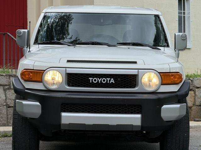 Toyota FJ Cruiser 4WD AT 2010