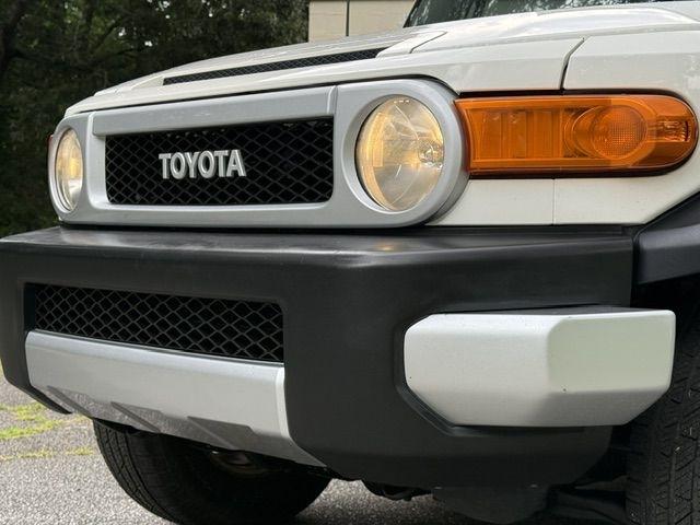 Toyota FJ Cruiser 4WD AT 2010