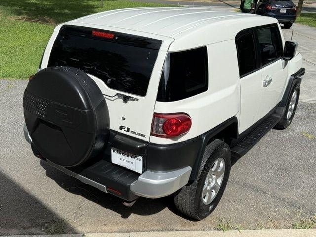 Toyota FJ Cruiser 4WD AT 2010