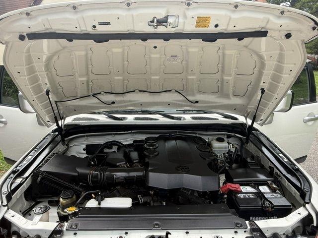 Toyota FJ Cruiser 4WD AT 2010
