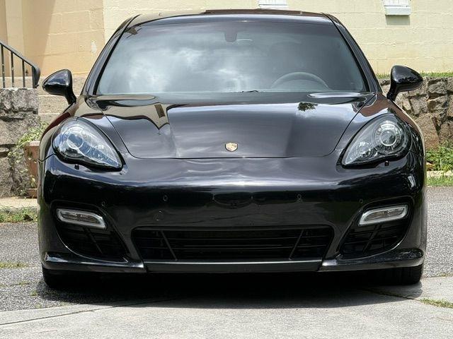 Porsche Panamera GTS 2013