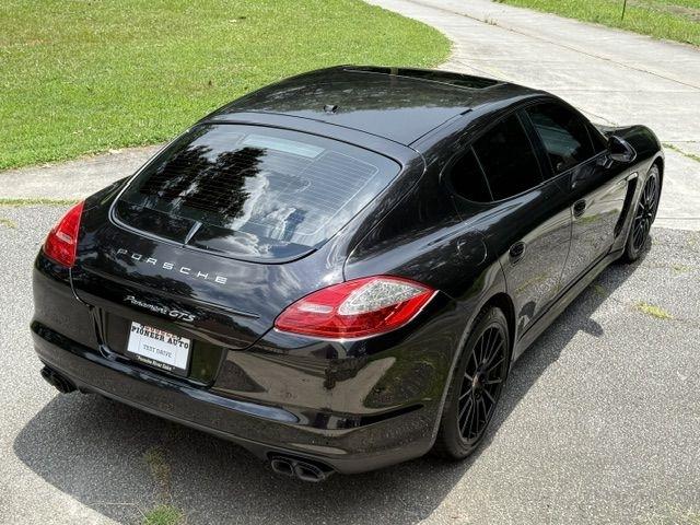 Porsche Panamera GTS 2013