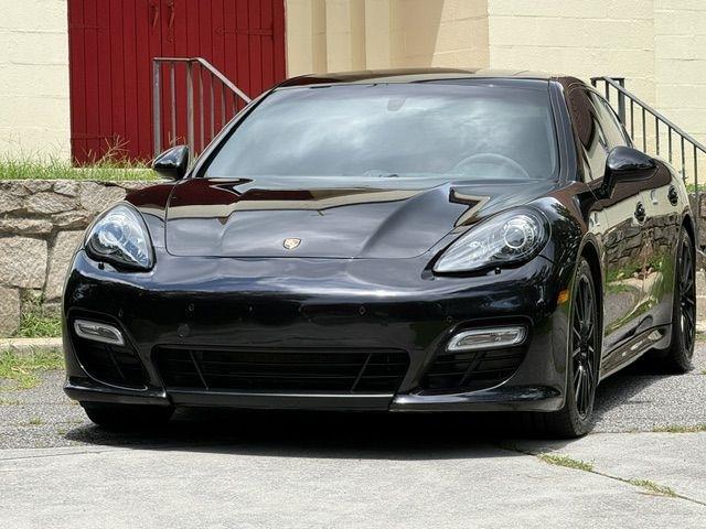 Porsche Panamera GTS 2013