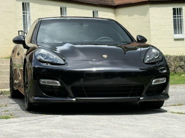 Porsche Panamera GTS 2013