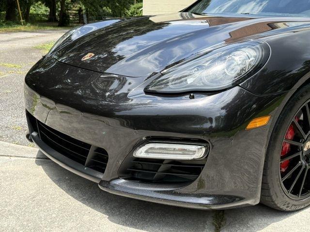 Porsche Panamera GTS 2013