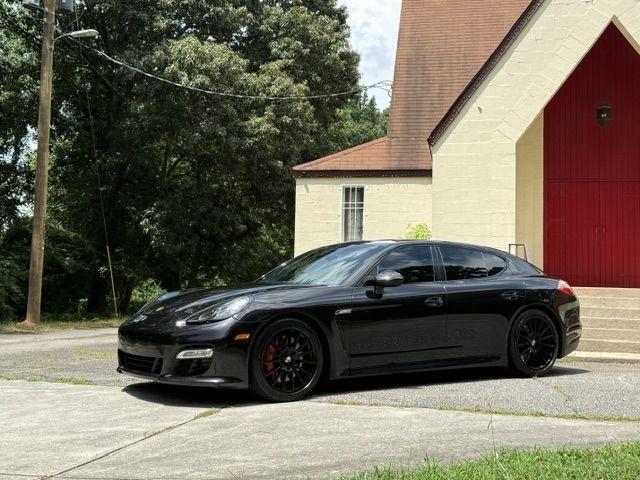 Porsche Panamera GTS 2013