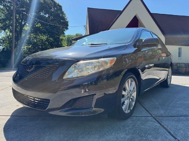 Toyota Corolla Base 5-Speed MT 2010