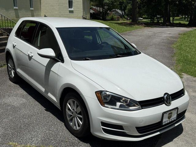 Volkswagen Golf TSI S 6A 2015