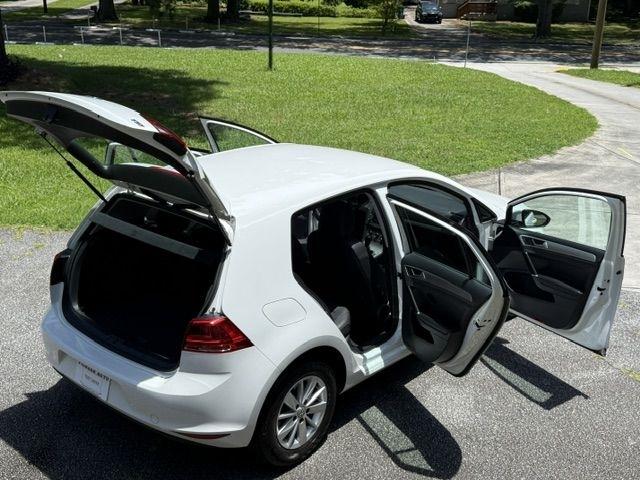 Volkswagen Golf TSI S 6A 2015