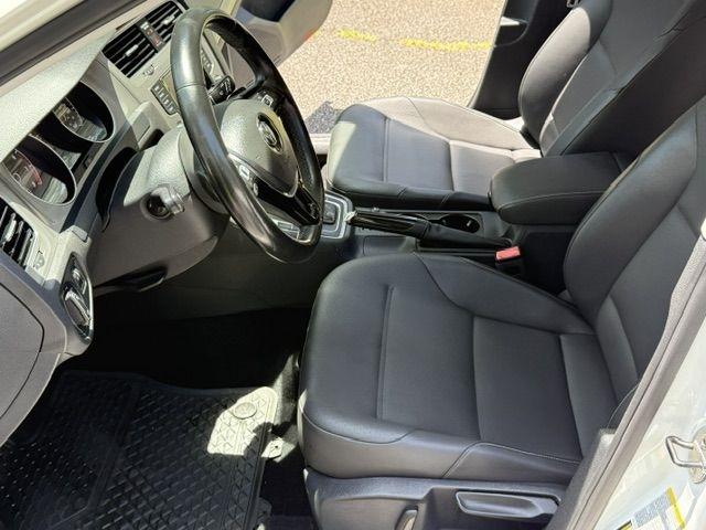 Volkswagen Golf TSI S 6A 2015
