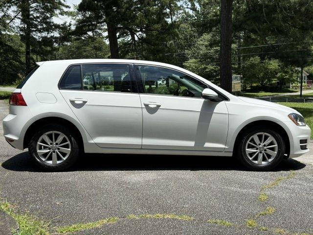 Volkswagen Golf TSI S 6A 2015