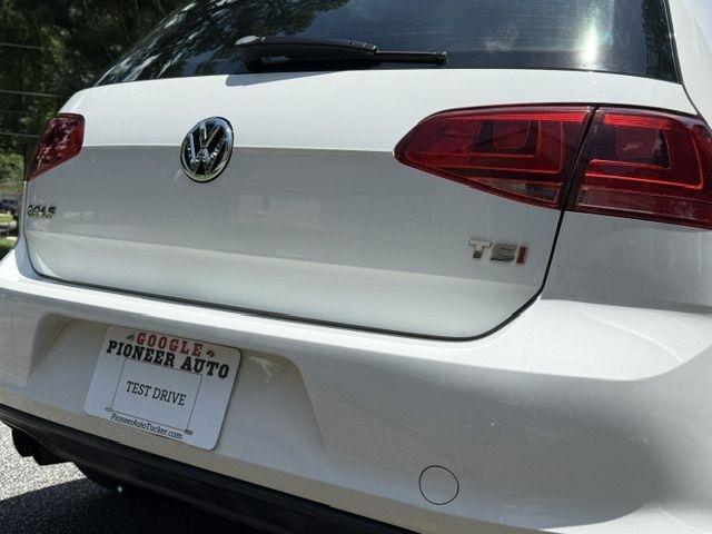 Volkswagen Golf TSI S 6A 2015