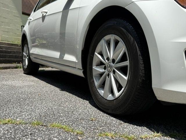 Volkswagen Golf TSI S 6A 2015