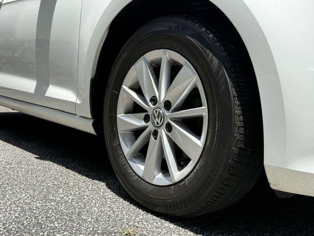 Volkswagen Golf TSI S 6A 2015