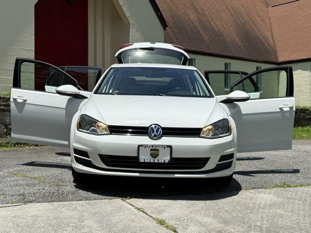 Volkswagen Golf TSI S 6A 2015