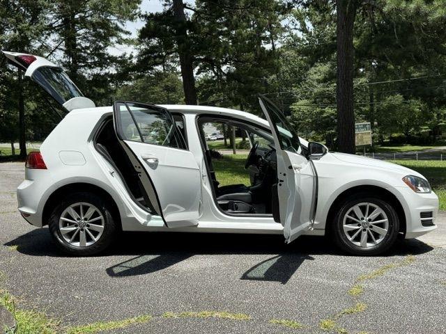 Volkswagen Golf TSI S 6A 2015