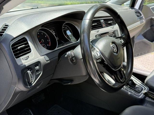 Volkswagen Golf TSI S 6A 2015