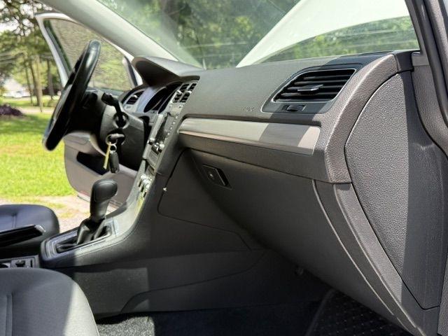 Volkswagen Golf TSI S 6A 2015