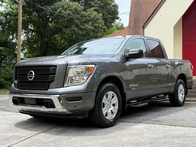Nissan Titan SV Crew Cab 2WD 2021