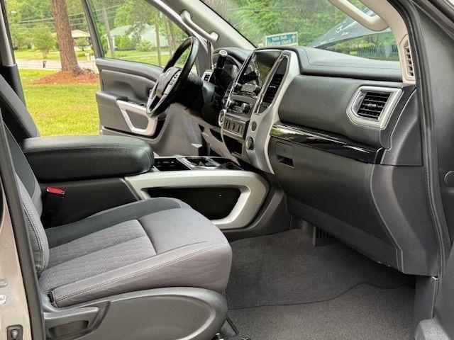 Nissan Titan SV Crew Cab 2WD 2021