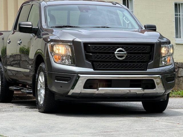 Nissan Titan SV Crew Cab 2WD 2021