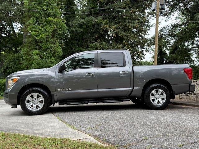Nissan Titan SV Crew Cab 2WD 2021