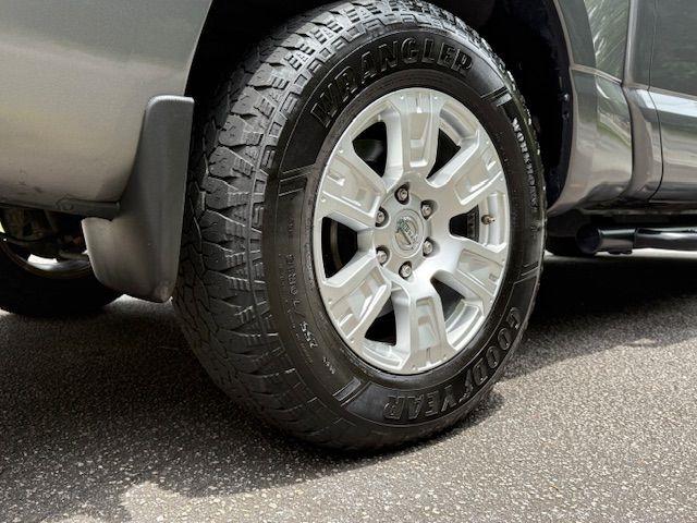 Nissan Titan SV Crew Cab 2WD 2021