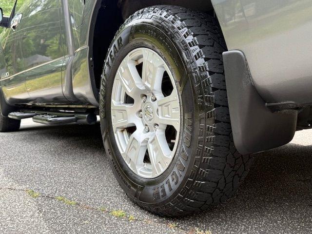 Nissan Titan SV Crew Cab 2WD 2021