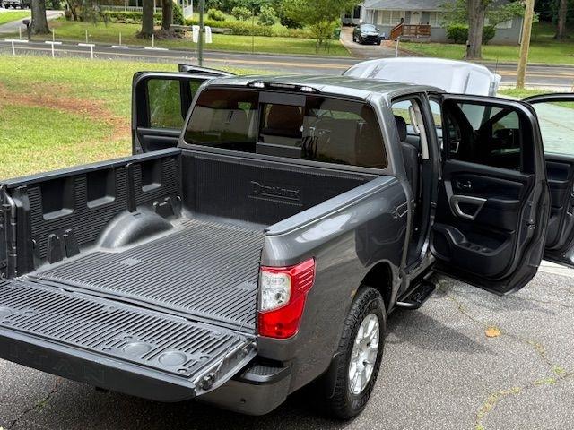 Nissan Titan SV Crew Cab 2WD 2021