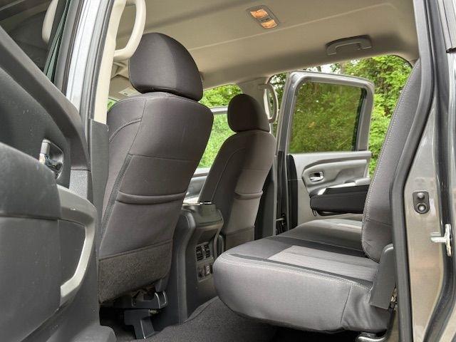 Nissan Titan SV Crew Cab 2WD 2021