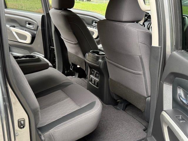 Nissan Titan SV Crew Cab 2WD 2021