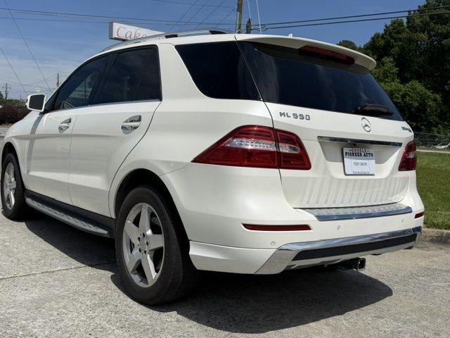 Mercedes-Benz M-Class ML550 2012