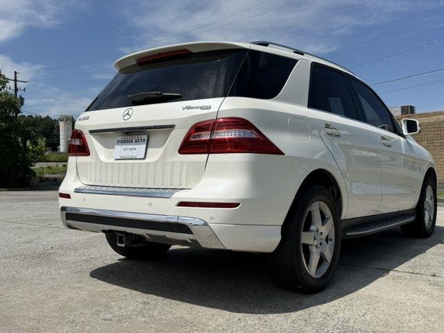 Mercedes-Benz M-Class ML550 2012