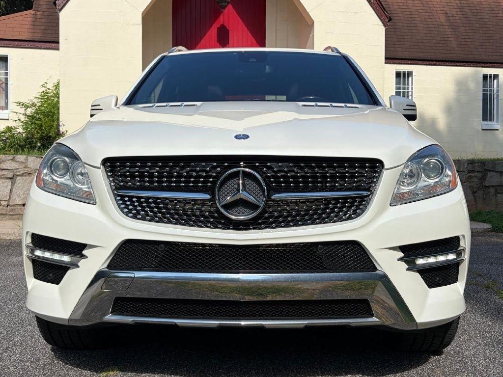 Mercedes-Benz M-Class ML550 2012