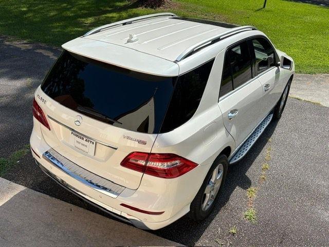 Mercedes-Benz M-Class ML550 2012