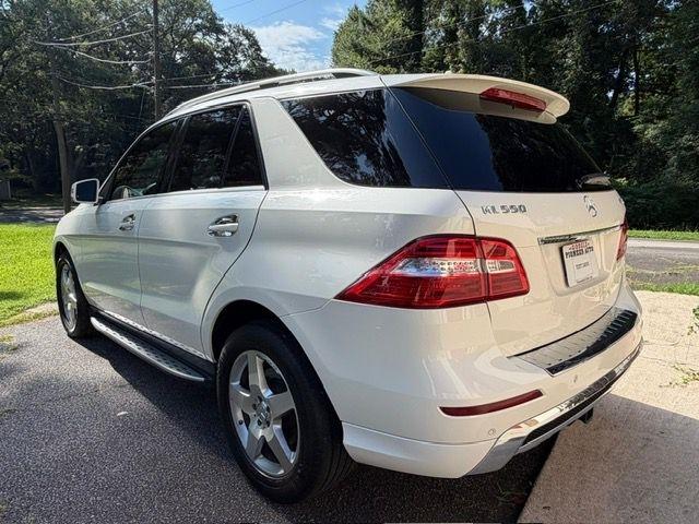 Mercedes-Benz M-Class ML550 2012