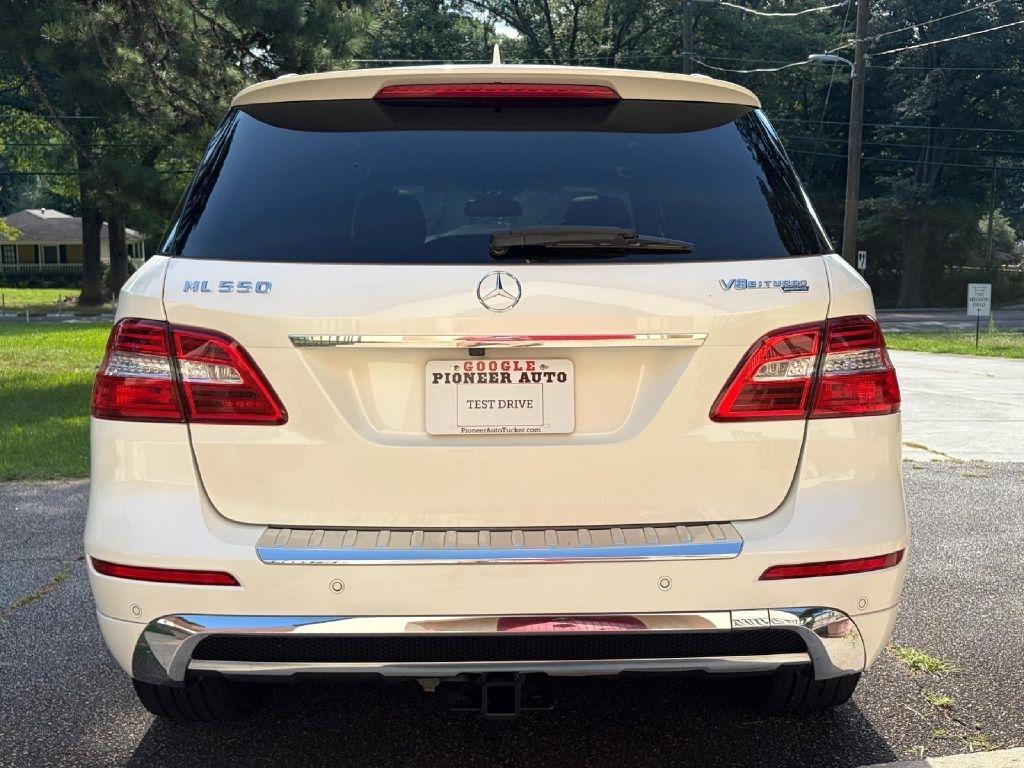 Mercedes-Benz M-Class ML550 2012