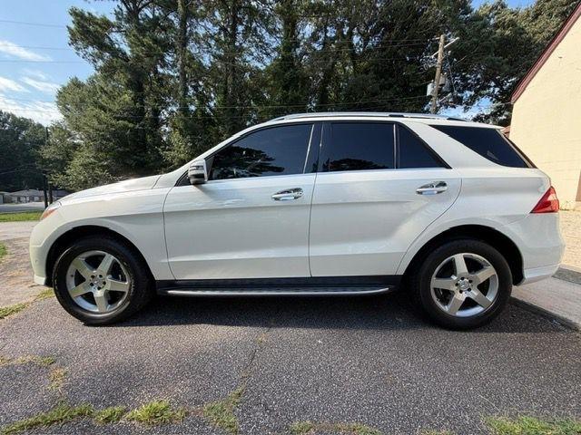 Mercedes-Benz M-Class ML550 2012