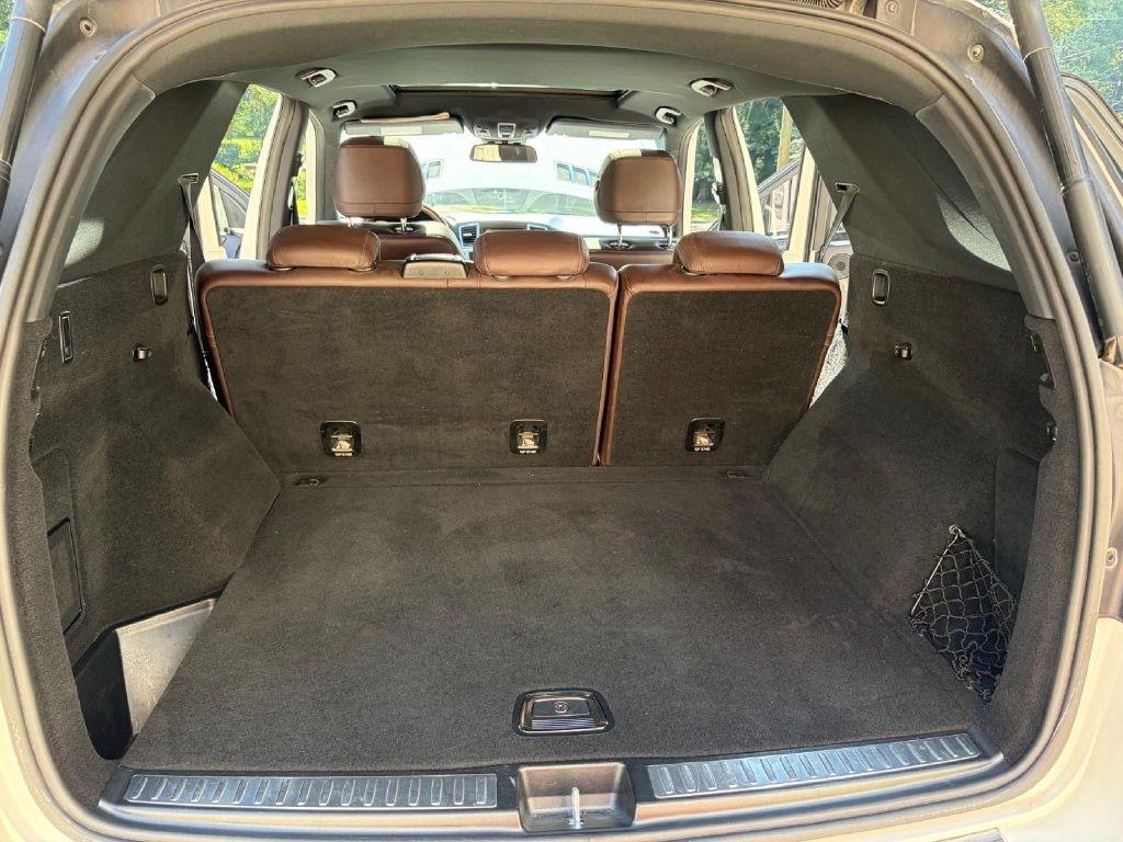 Mercedes-Benz M-Class ML550 2012