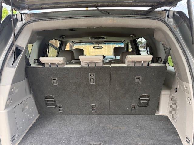 Honda Pilot Touring 2WD 5-Spd AT with DVD 2010