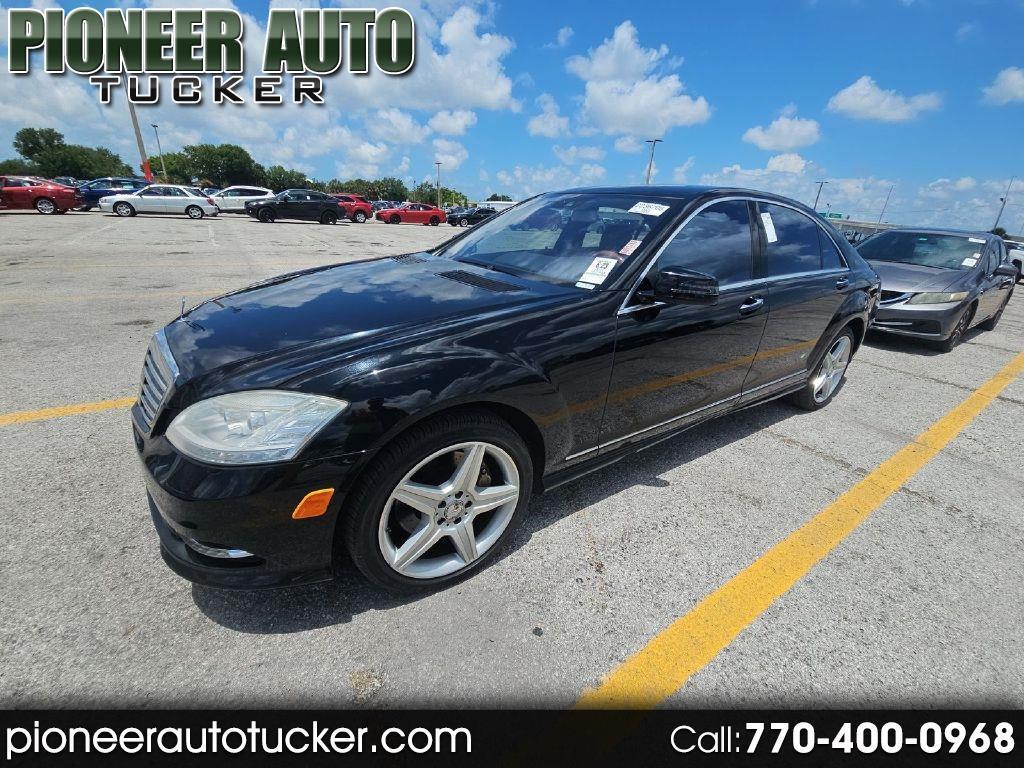 Mercedes-Benz S-Class S550 4-MATIC 2011