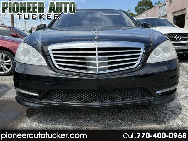 Mercedes-Benz S-Class S550 4-MATIC 2011
