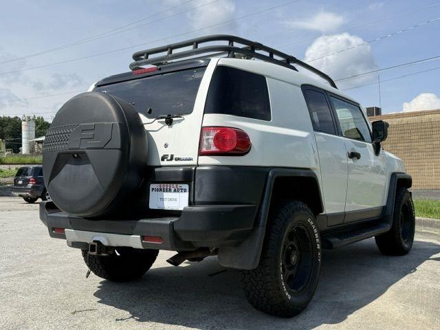 Toyota FJ Cruiser 4WD AT 2010