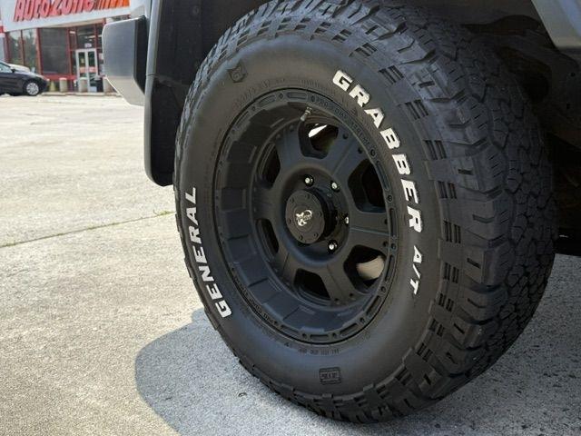 Toyota FJ Cruiser 4WD AT 2010