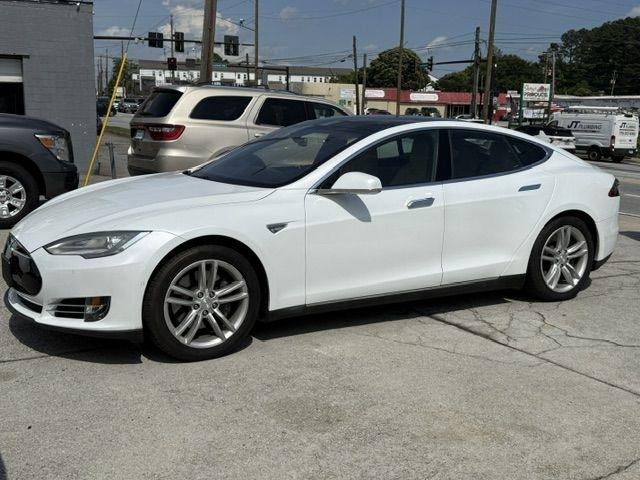 Tesla Model S 85 2015